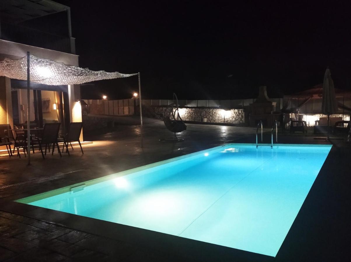 Villa Ndj Relax Tsoukaladhes Exterior photo